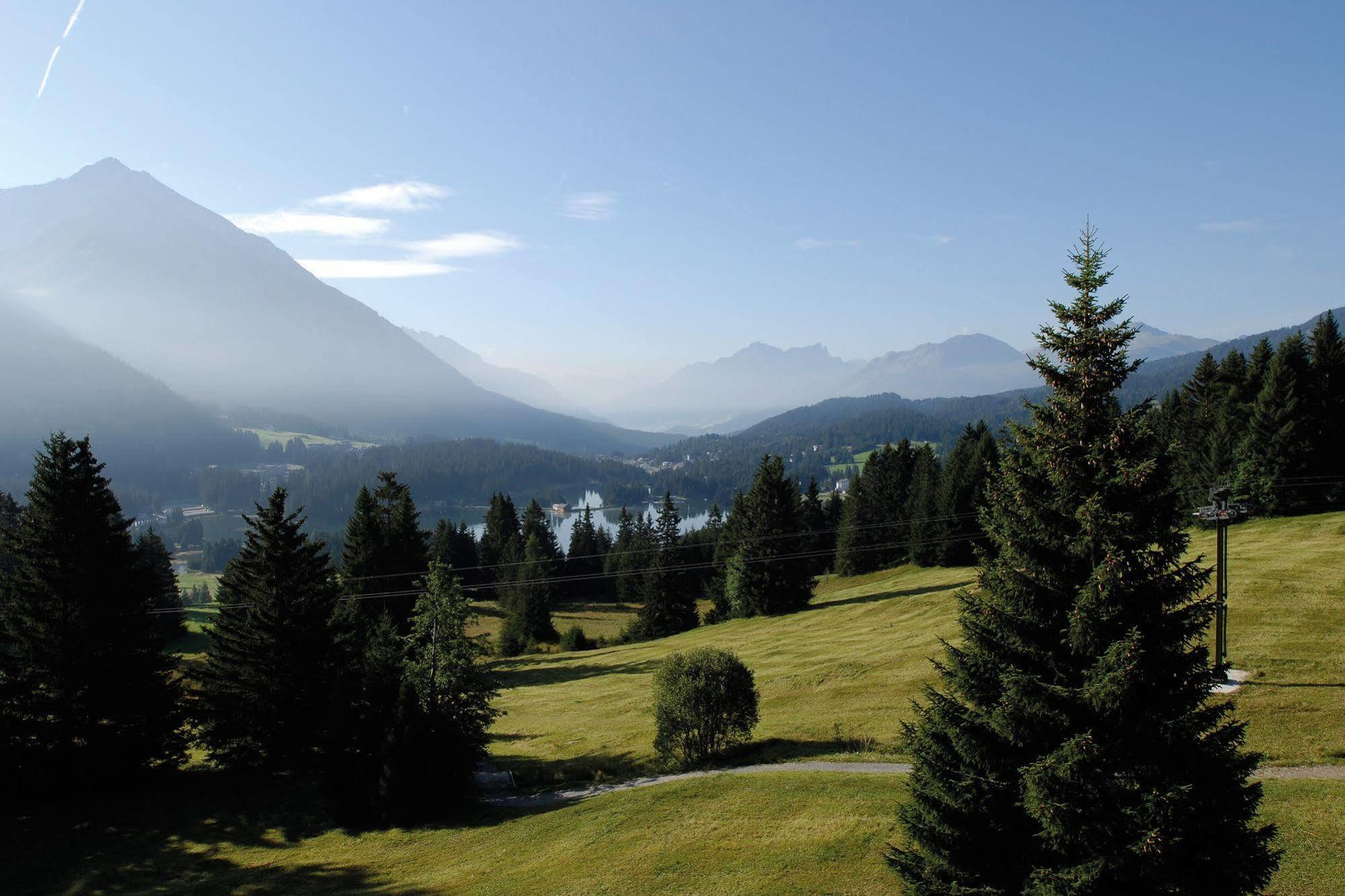 Valbella-Lenzerheide Youth Hostel Exterior foto